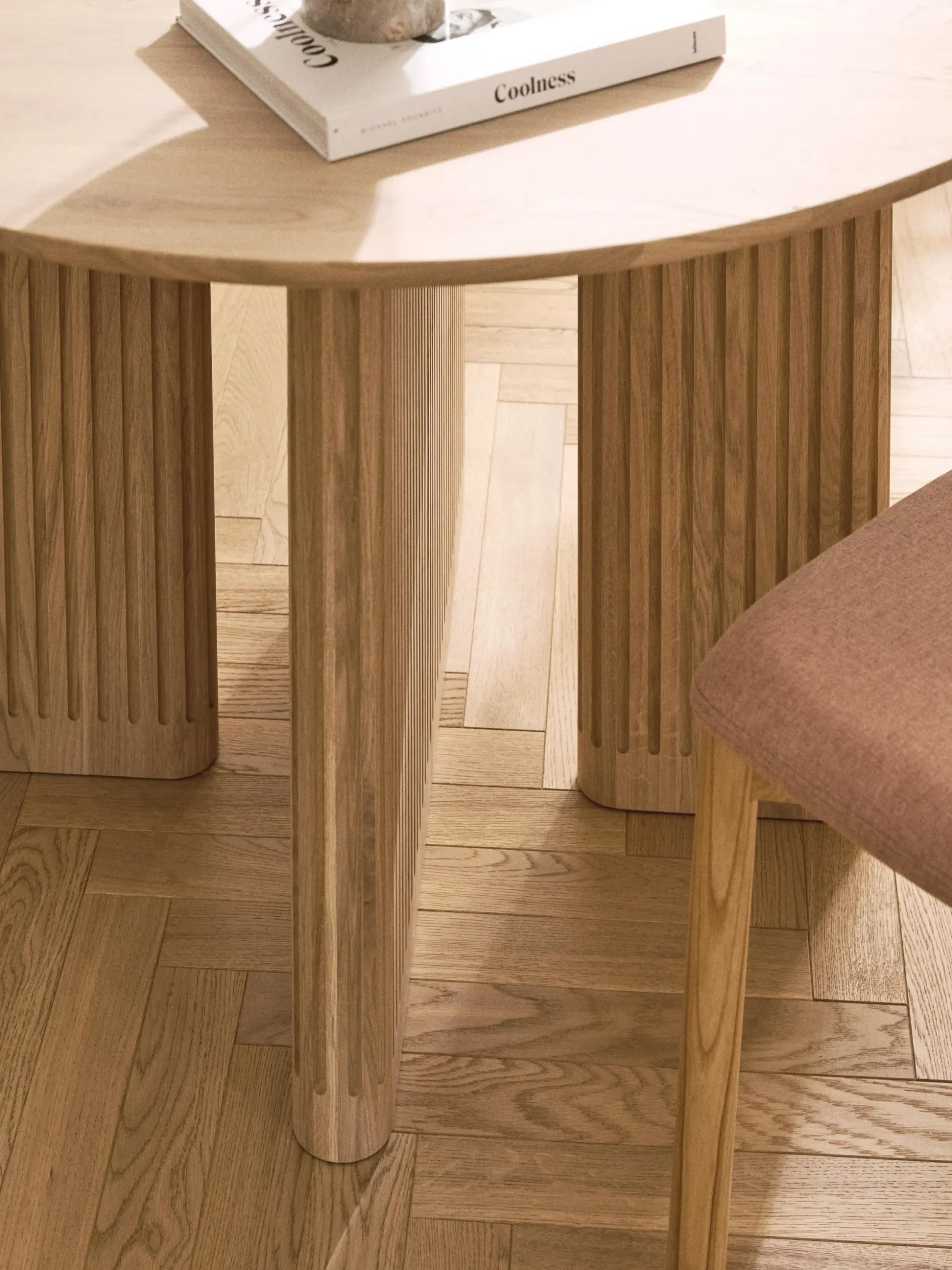 Tavolo rotondo in legno di quercia Jolka, Ø 120 cm