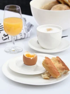Tazzina con piattino in Fine Bone China Patricia