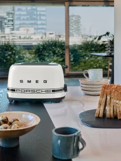 Tostapane compatto Porsche x Smeg