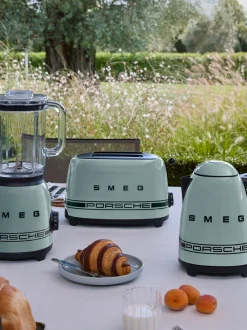 Tostapane compatto Porsche x Smeg