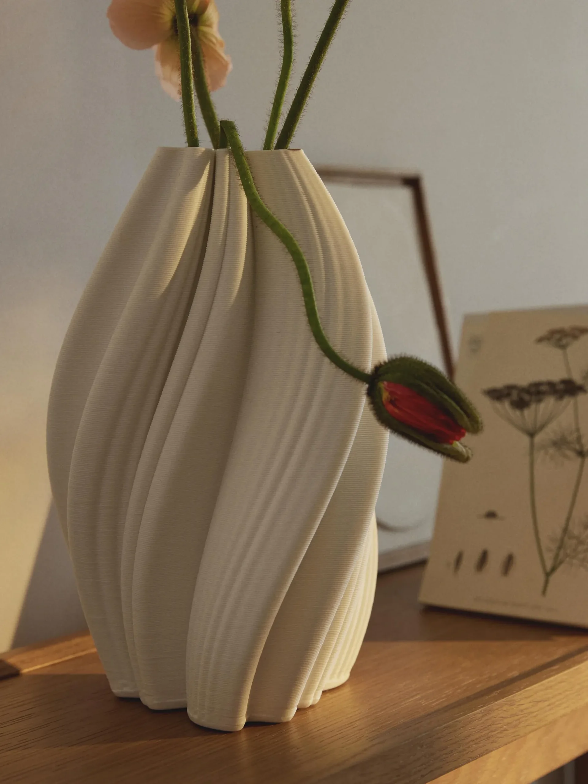 Vaso in porcellana con stampa 3D Melody, alt. 29 cm