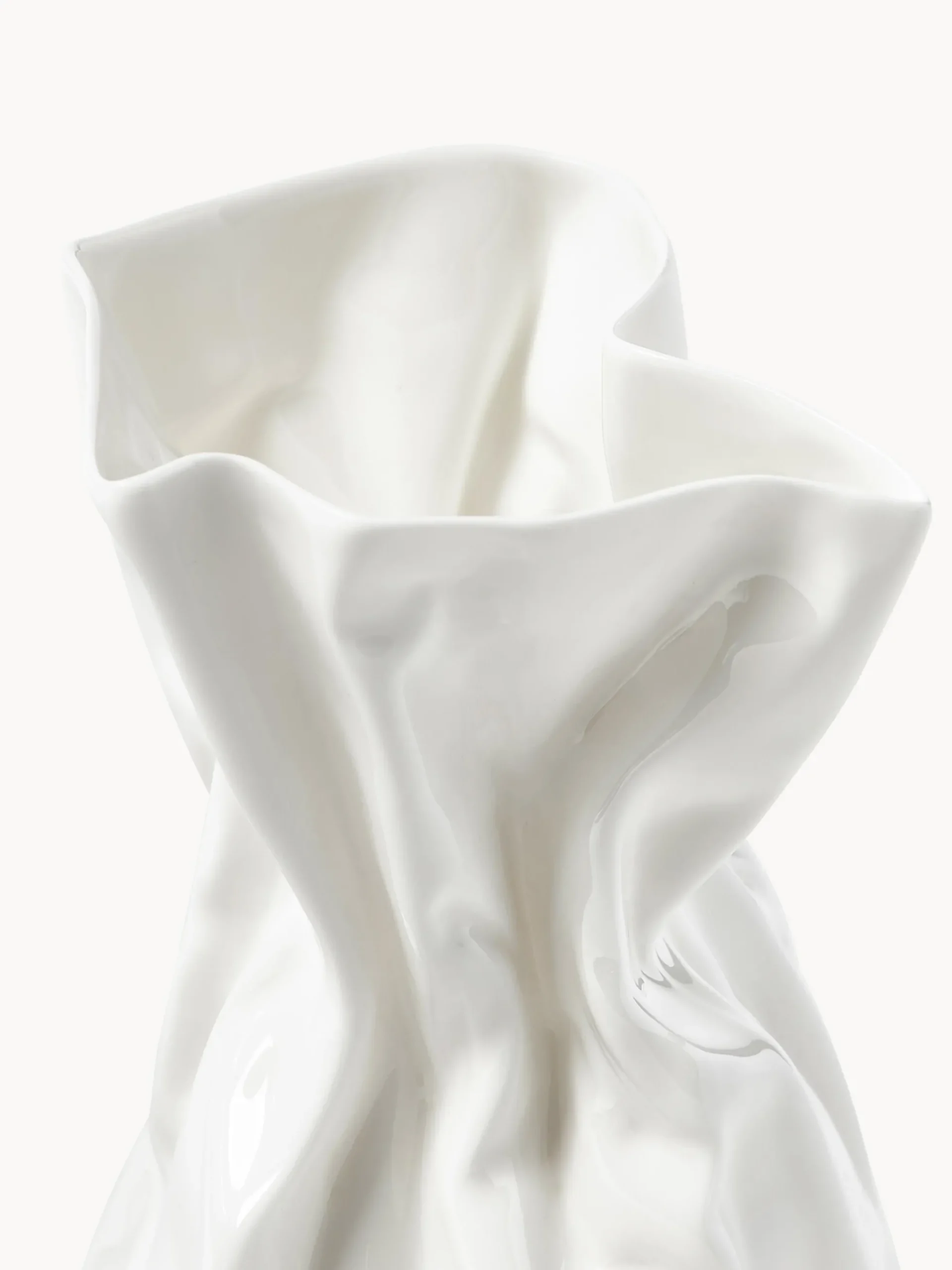 Vaso in porcellana di design Adelaide, alt. 14 cm