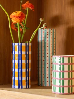 Vaso in porcellana fatto a mano Clash, alt. 13 cm