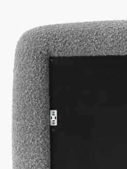 Westwing | Crosby Studios, Specchio da parete con cornice in bouclé Glace
