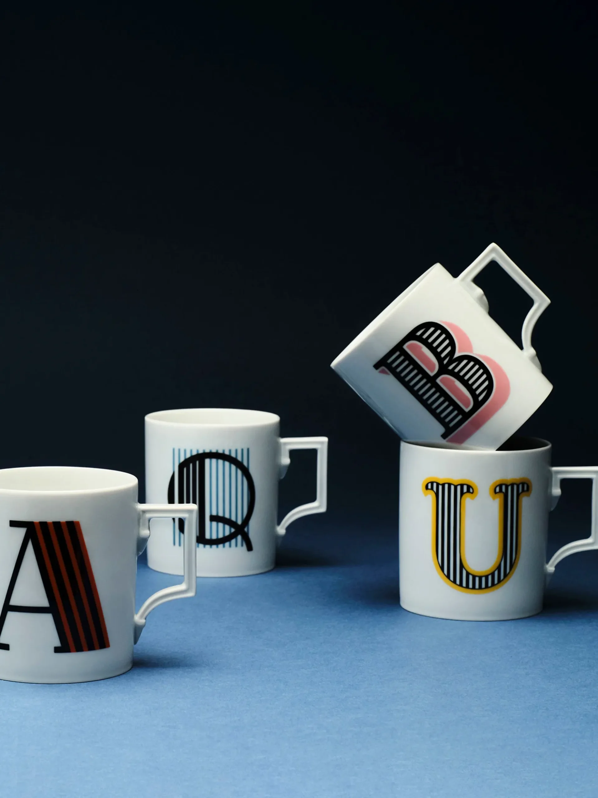 Westwing x MEISSEN, Tazza fatta a mano con motivo decorativo Initials