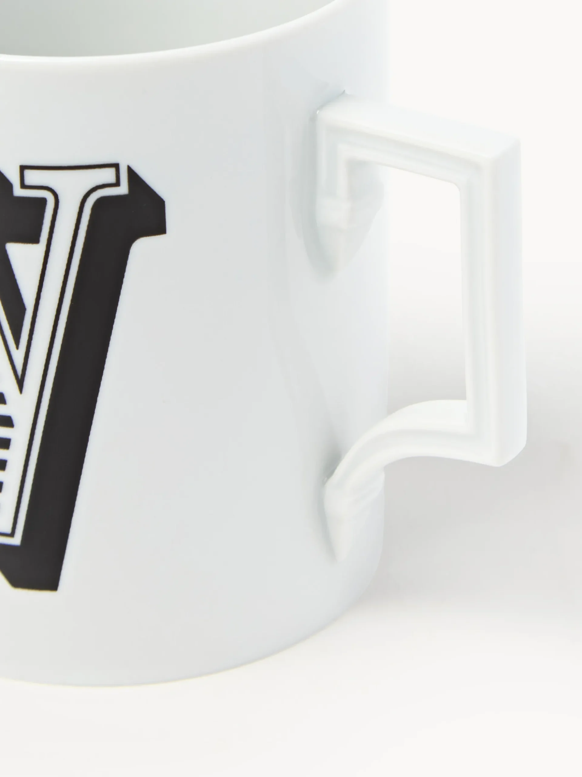 Westwing x MEISSEN, Tazza fatta a mano con motivo decorativo Initials