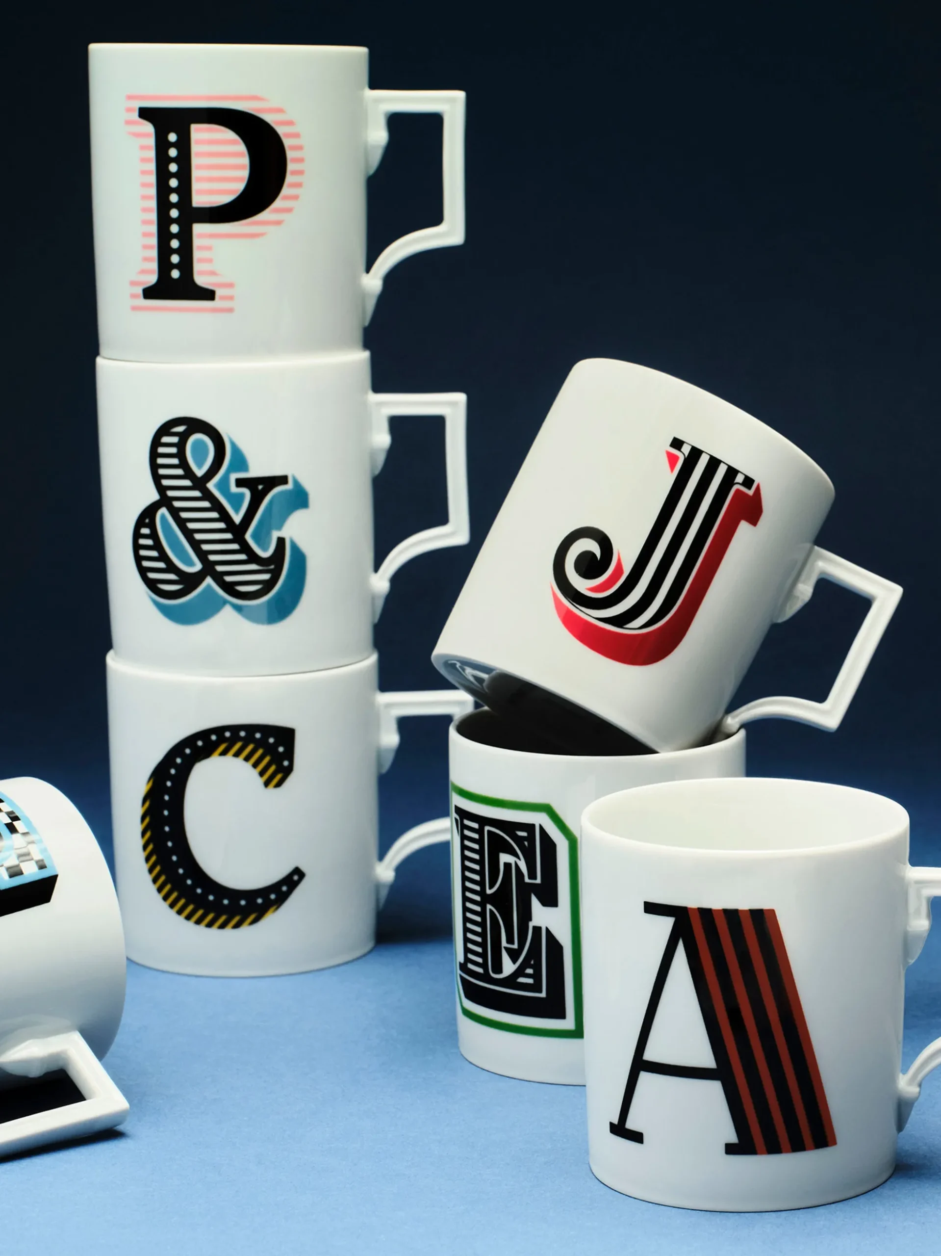 Westwing x MEISSEN, Tazza fatta a mano con motivo decorativo Initials