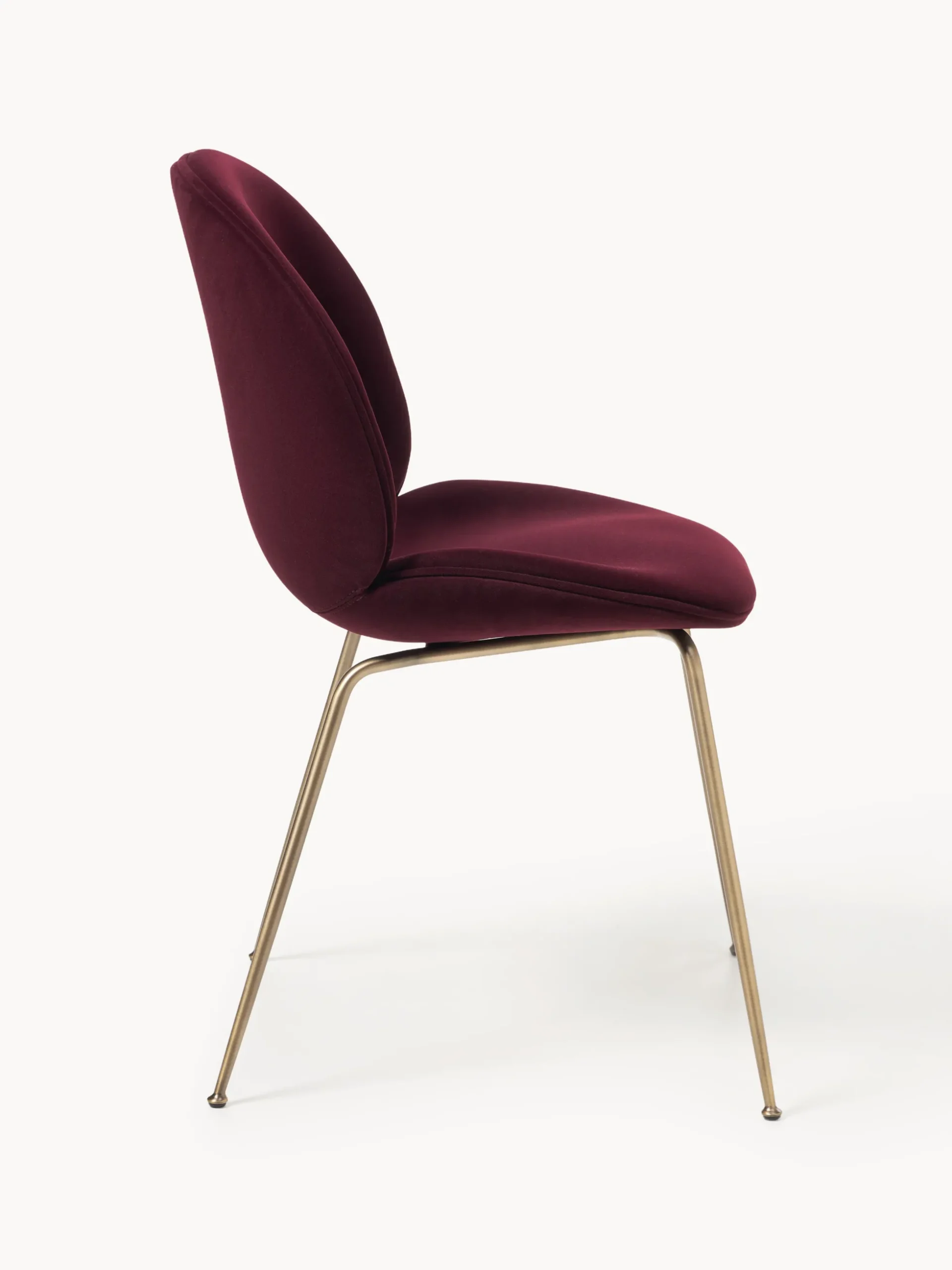 WESTWING x GUBI, Sedia da pranzo in velluto Beetle by Delia Lachance