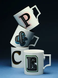 Westwing x MEISSEN, Tazza fatta a mano con motivo decorativo Initials