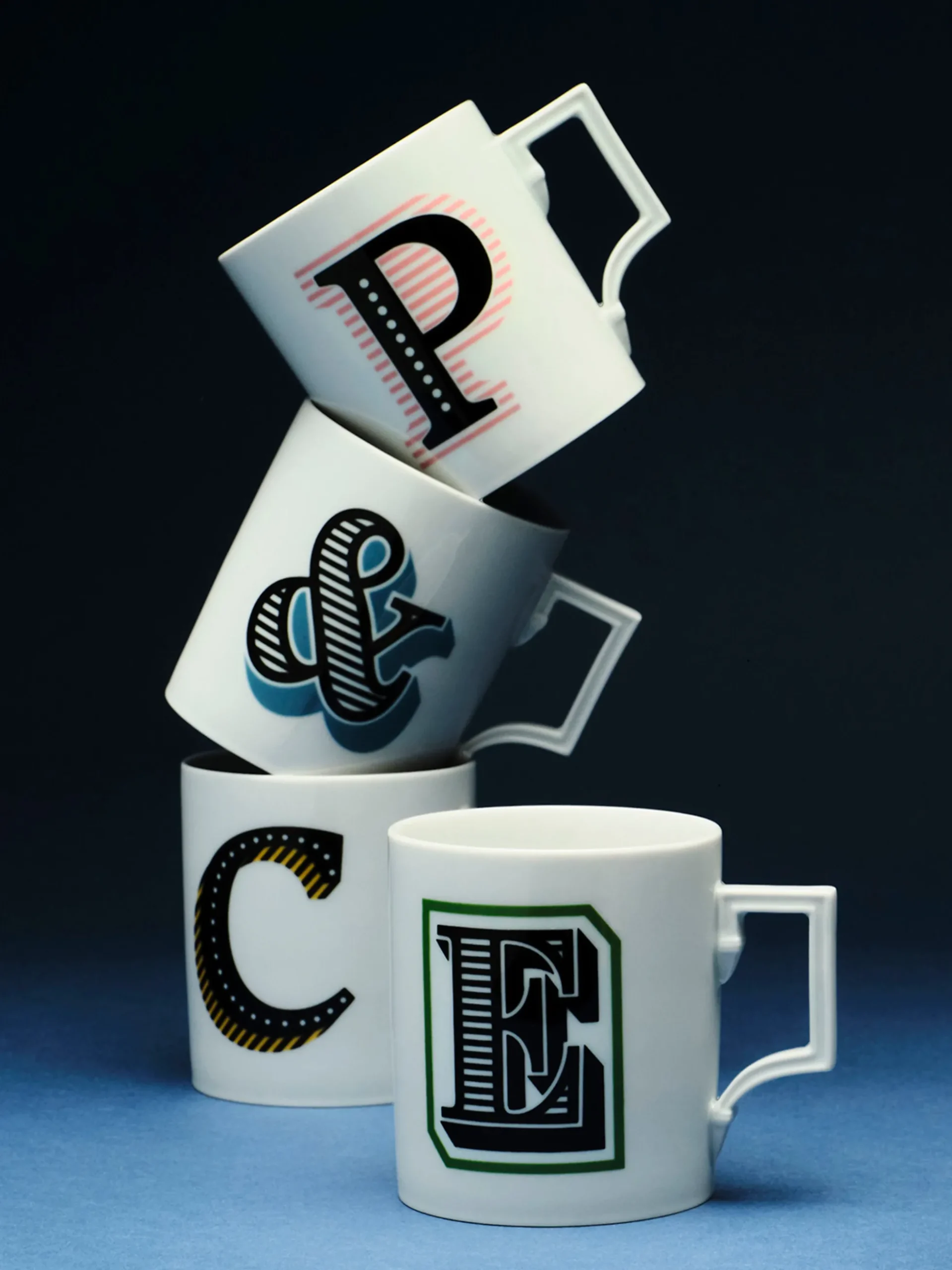 Westwing x MEISSEN, Tazza fatta a mano con motivo decorativo Initials