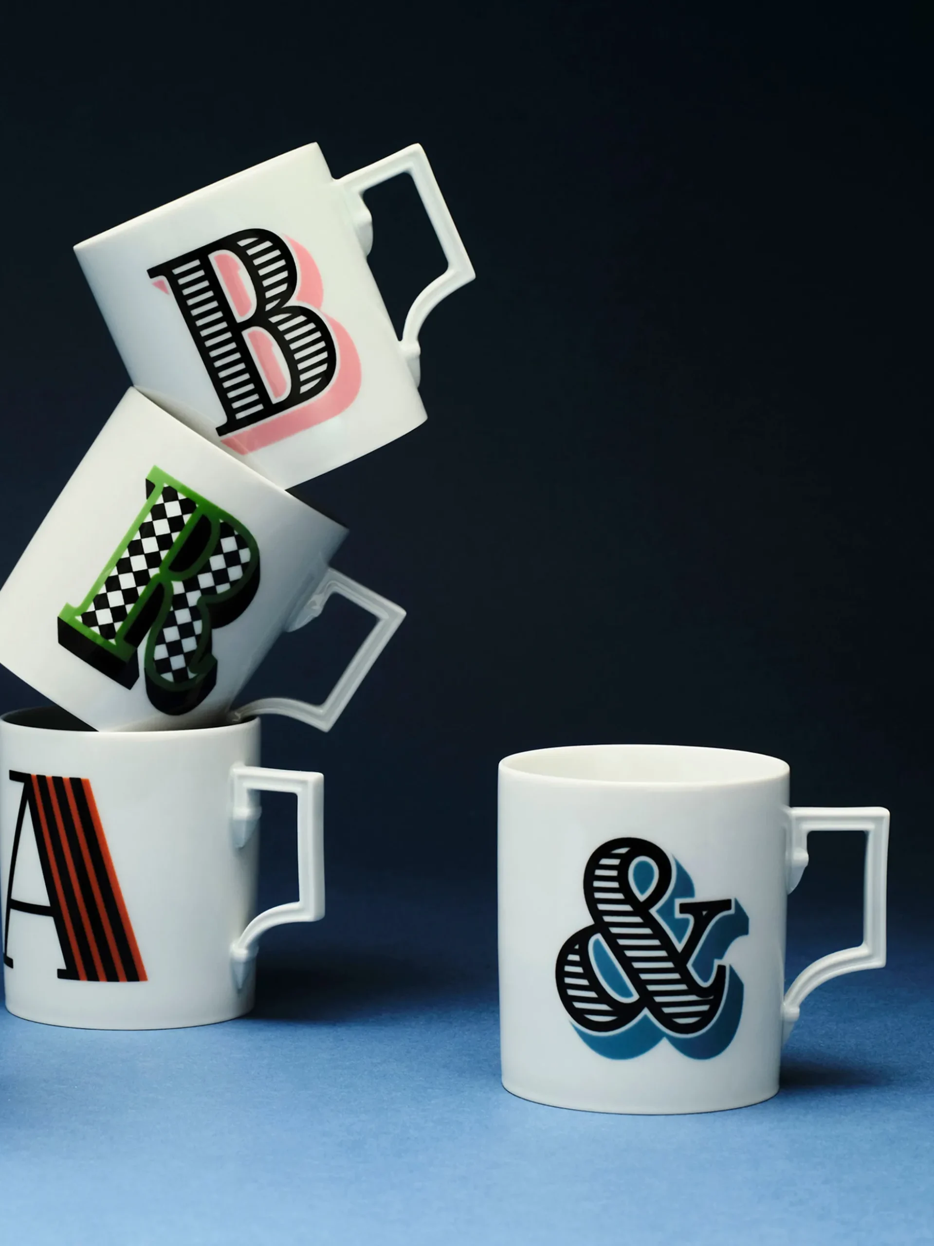 Westwing x MEISSEN, Tazza fatta a mano con motivo decorativo Initials